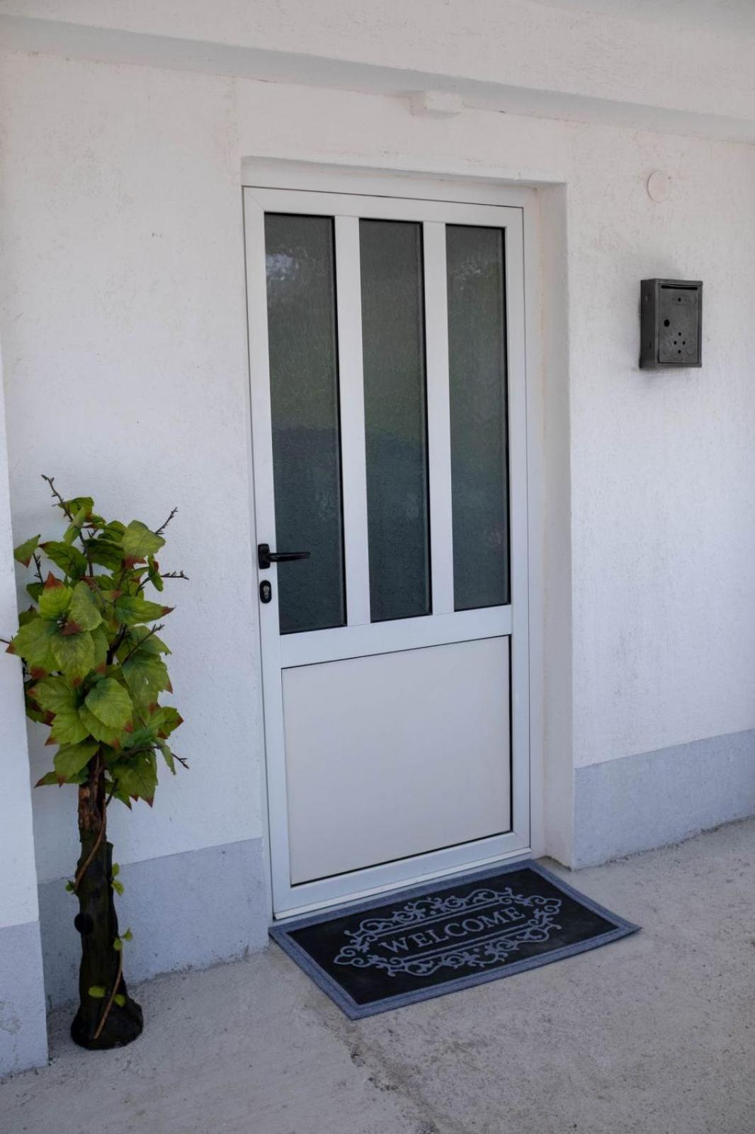 Apartman Hadze Mostar Bagian luar foto